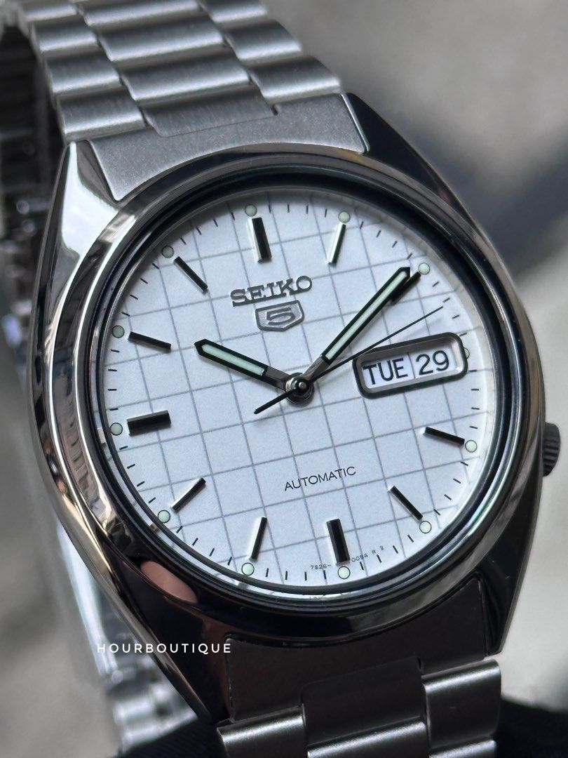 Brand New Seiko 5 White Checkered Dial 37mm Automatic Watch SNXF05K1