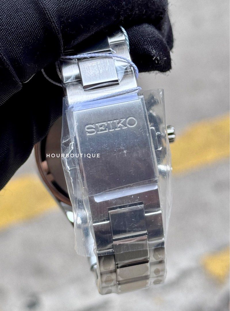 Brand New Seiko Chronograph Solar Powered White Dial Limited Edition Watch SBPY179