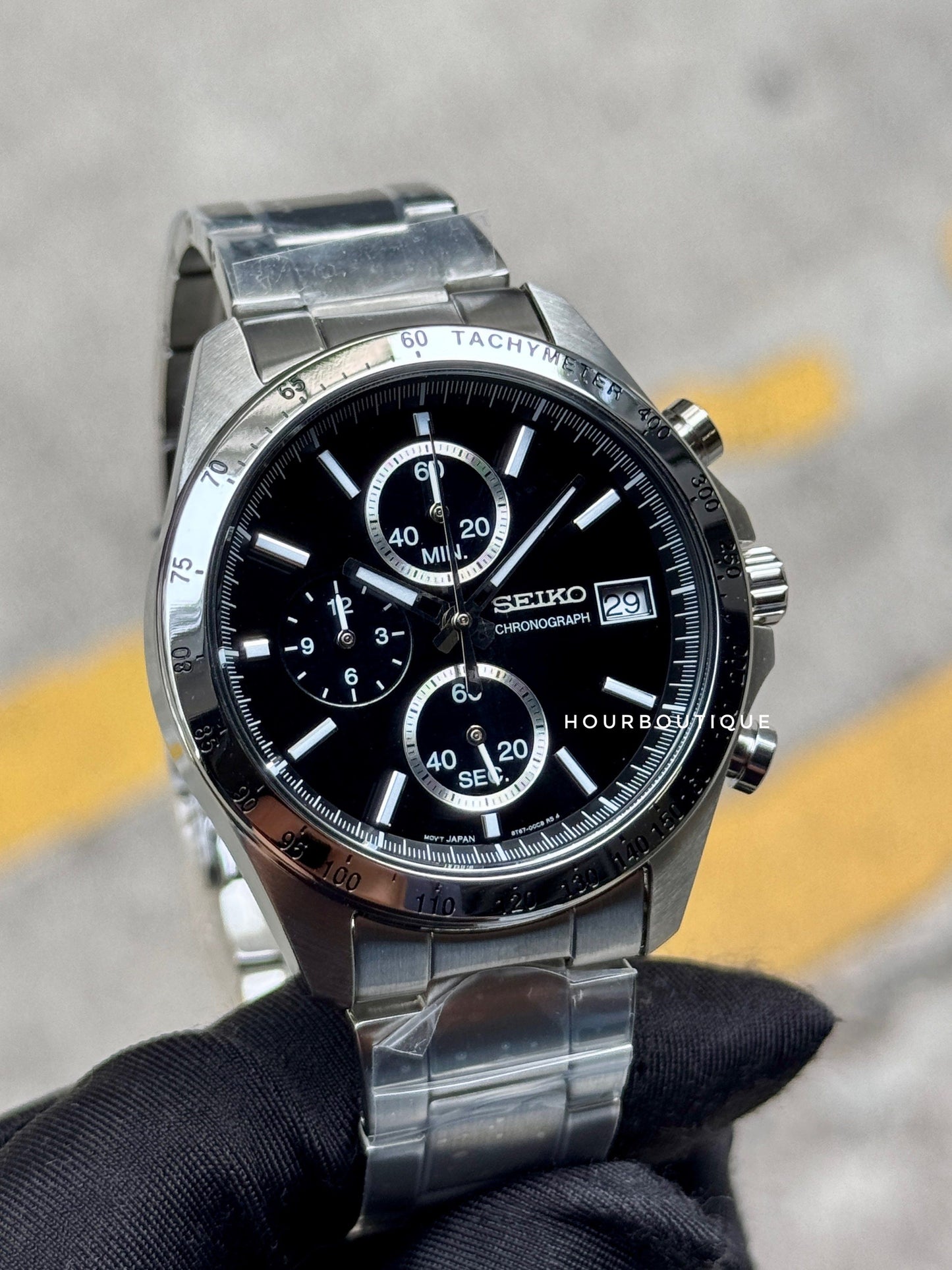Brand New Seiko Japan Exclusive Black Dial Quartz Chronograph Watch SBTR005