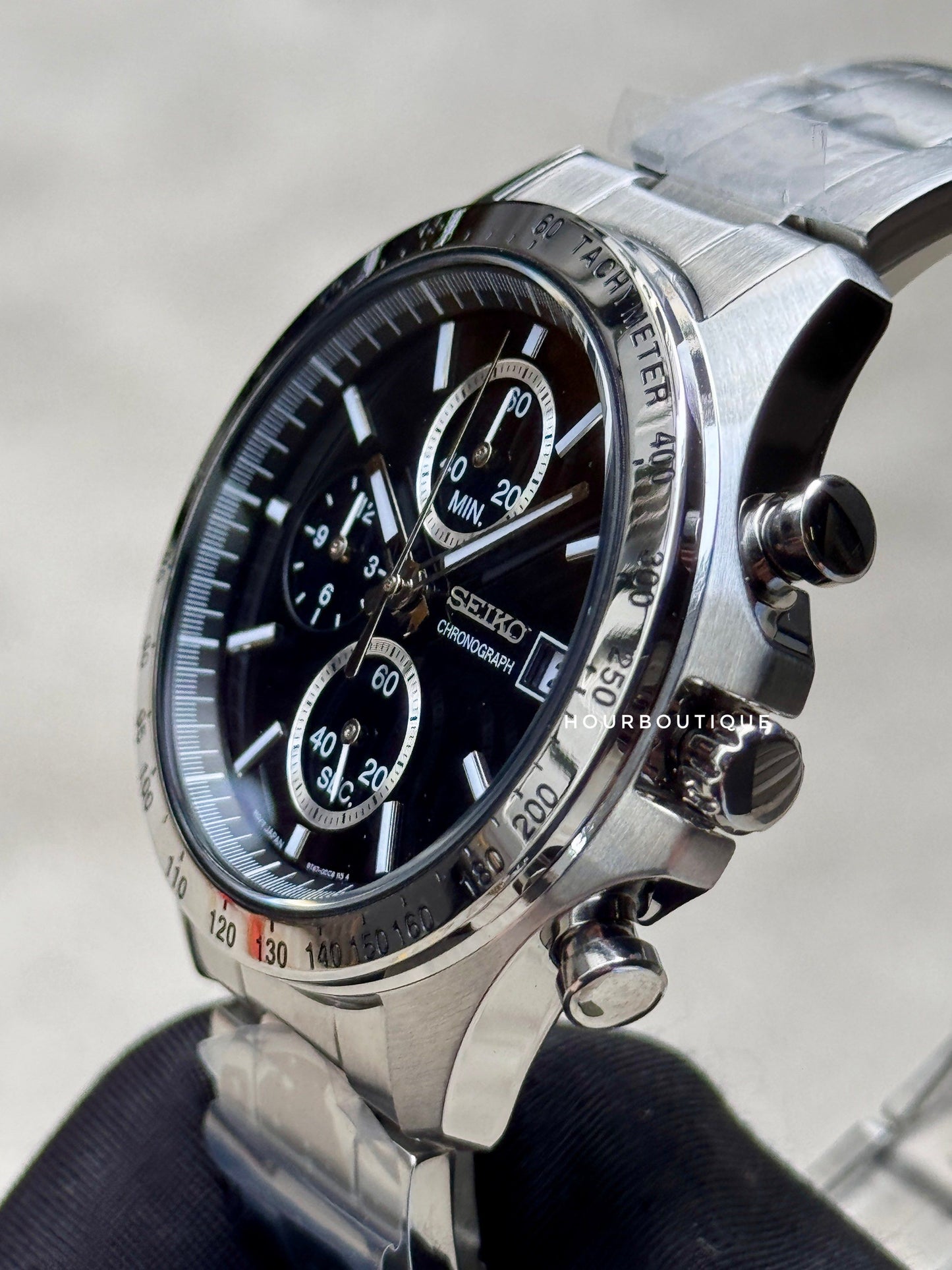 Brand New Seiko Japan Exclusive Black Dial Quartz Chronograph Watch SBTR005