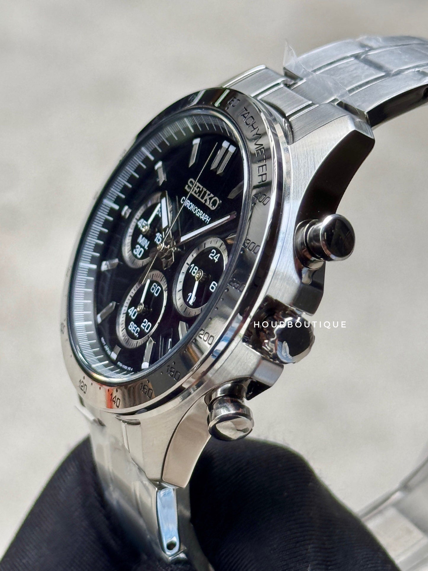 Brand New Seiko Japan Exclusive Black Dial Quartz Chronograph Watch SBTR013
