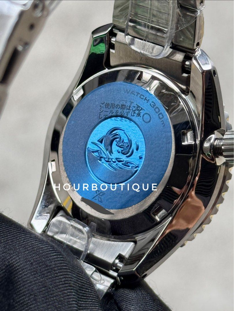 Brand New Seiko Prospex MarineMaster 300 GMT Green Dial Automatic Divers Watch HBC001J1