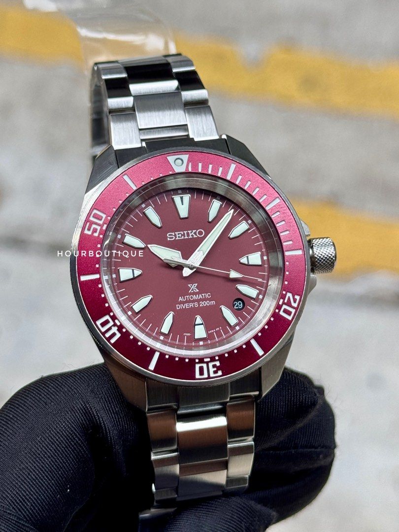 Brand New Seiko Prospex Red Dial Samurai , Automatic Divers Watch SRPK11K1