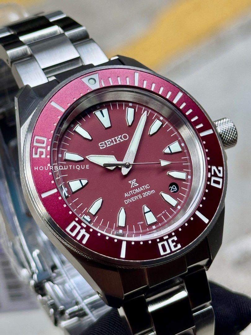 Brand New Seiko Prospex Red Dial Samurai , Automatic Divers Watch SRPK11K1
