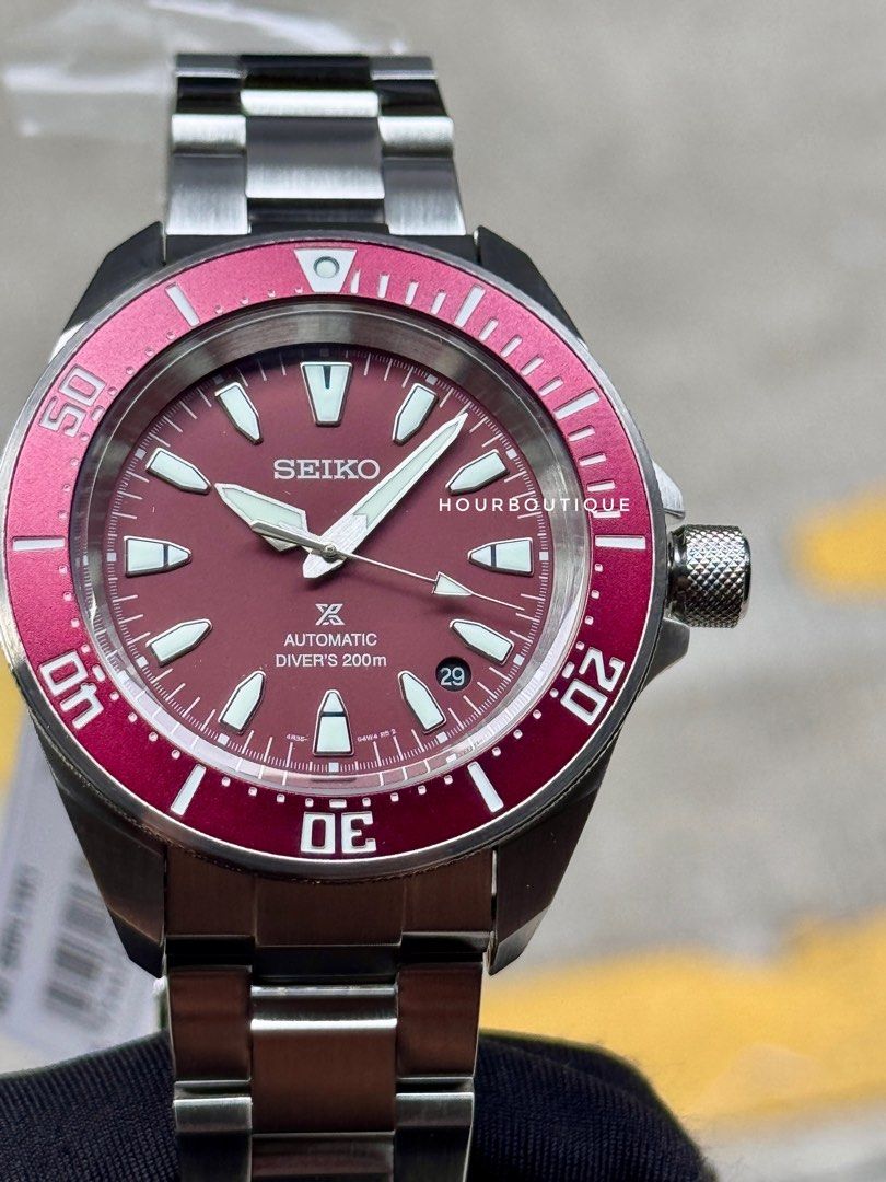 Brand New Seiko Prospex Red Dial Samurai , Automatic Divers Watch SRPK11K1
