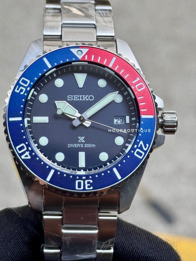 Brand New Seiko Prospex Solar Powered Divers Red Blue Bezel Watch SNE595P1