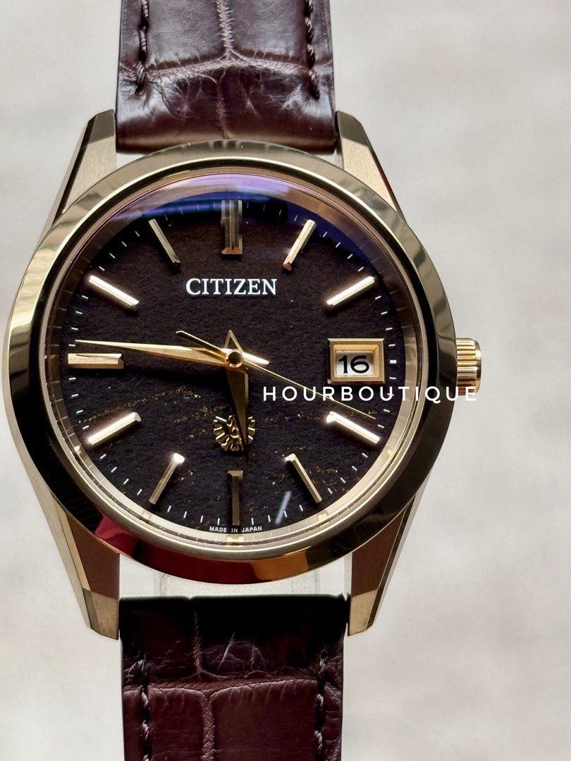 Brand New The Citizen Washi Paper Gold Leaf Dial Eco-Drive Perpetual Calendar Watch AQ4103-16E