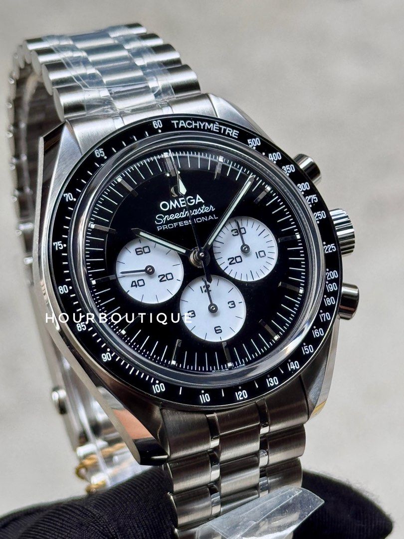 Omega SpeedMaster Reverse Panda Ceramic Bezel MoonWatch 310.30.42.50.01.004